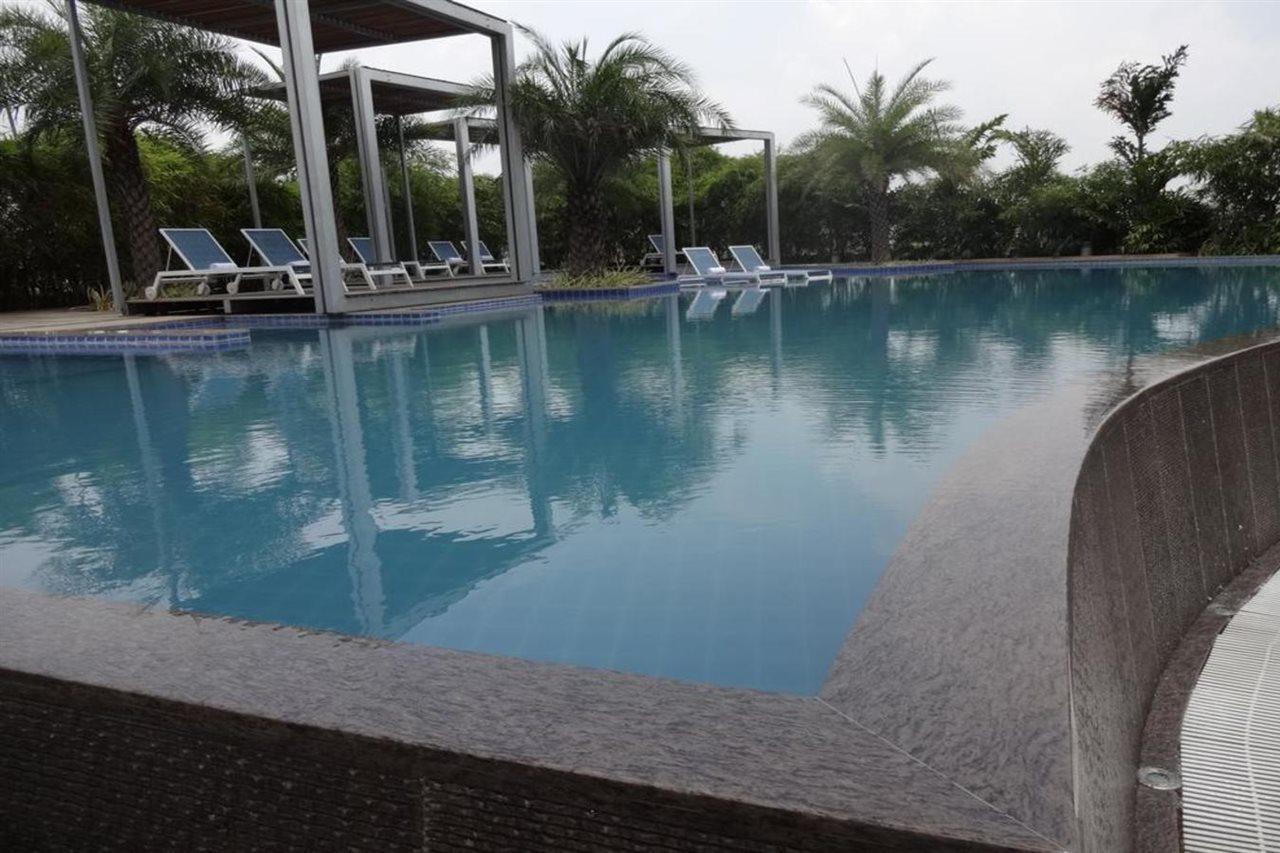 היידראבד Avasa Hotel מראה חיצוני תמונה
