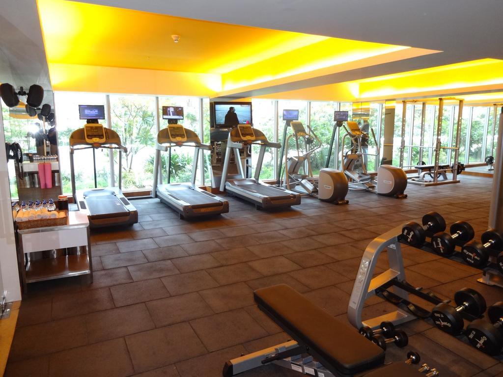 היידראבד Avasa Hotel מראה חיצוני תמונה